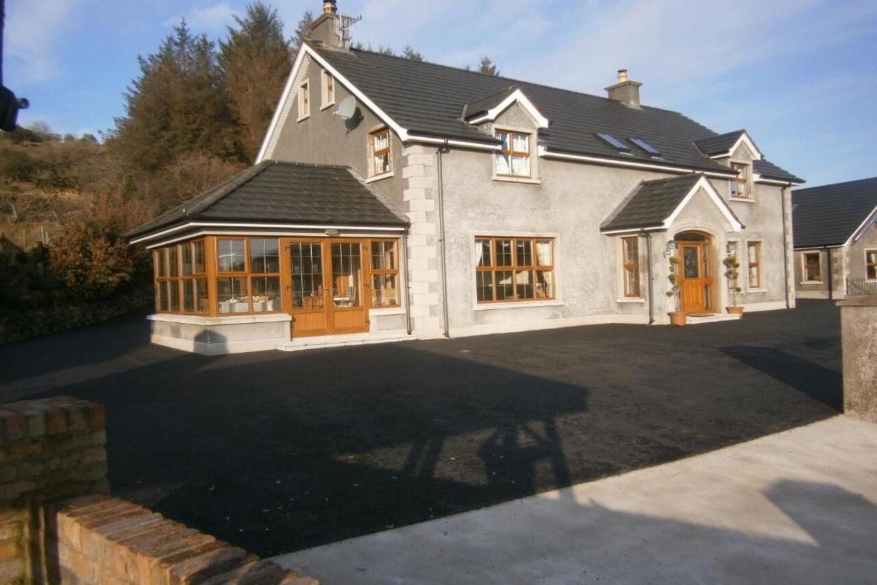 Glenn Eireann House Acomodação com café da manhã Cushendall Exterior foto
